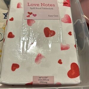 Love Notes 60X120 OBLONG TABLECLOTH ♥️